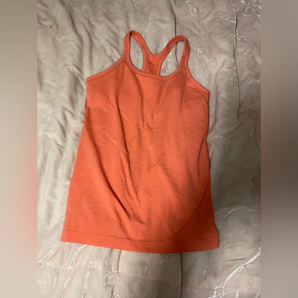 Lululemon ebb to street tank